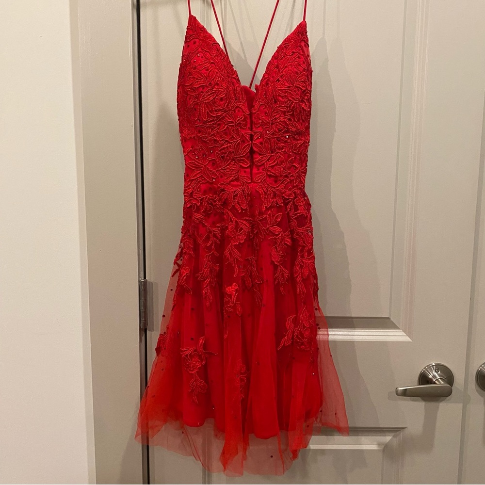 bold red floral homecoming / prom dress with corset back size 2